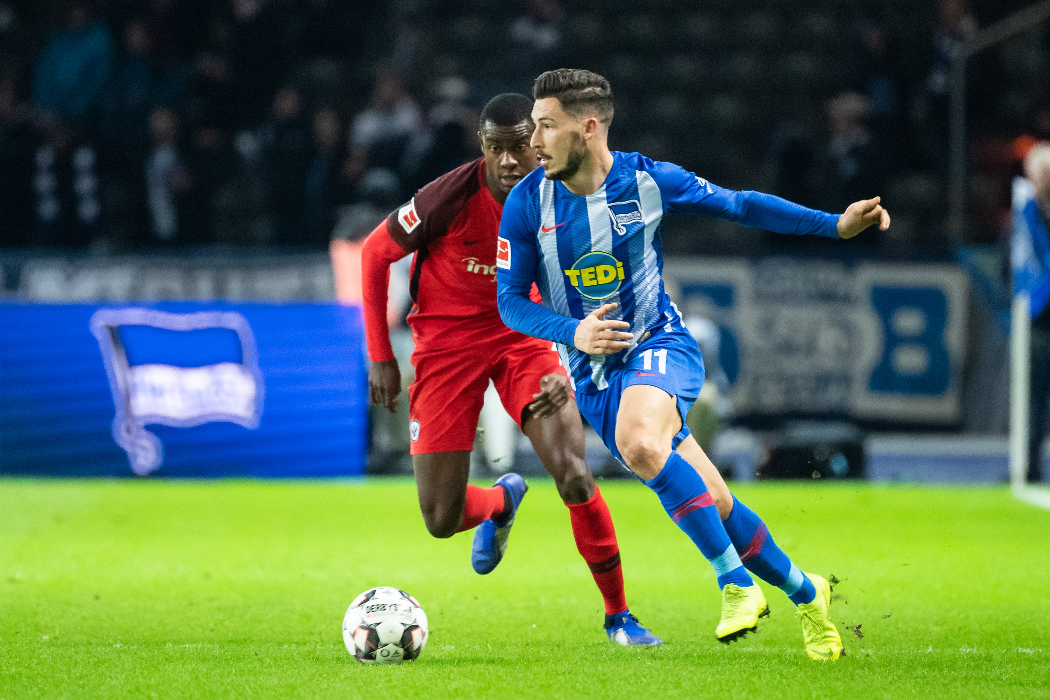 与俱乐部共 与俱乐部共